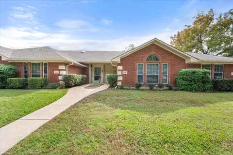 1209 W 3rd Ave, Corsicana, TX 75110