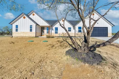 168 Cactus Canyon Dr, Bridgeport, TX 76426
