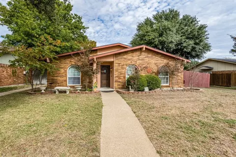 2901 Landershire Ln, Garland, TX 75044