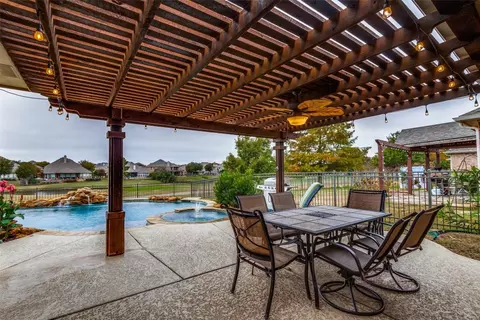 1551 Meadows Ave, Lantana, TX 76226 photo 8