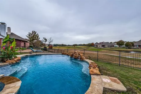 1551 Meadows Ave, Lantana, TX 76226 photo 6
