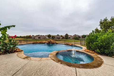 1551 Meadows Ave, Lantana, TX 76226 photo 3