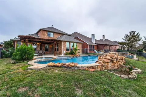 1551 Meadows Ave, Lantana, TX 76226 photo 5