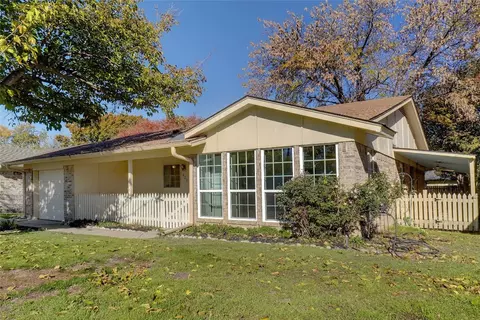 423 Pearl St, Keller, TX 76248