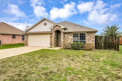 1402 Baylee St, Seagoville, TX 75159