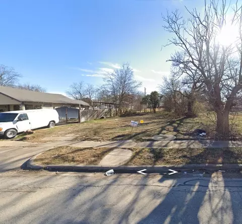1120 E Cannon St, Fort Worth, TX 76104