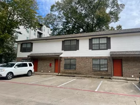 922 Fannin St #107, Denton, TX 76201