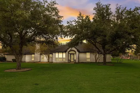 11204 Old Military Trl, Forney, TX 75126
