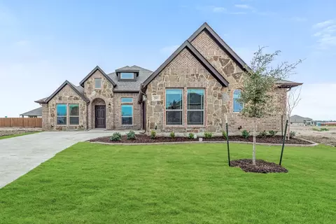 203 Cortese Ln, Alvarado, TX 76009