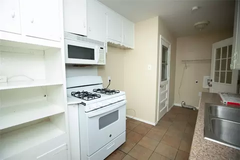 524 E Redbud Dr, Hurst, TX 76053 photo 11