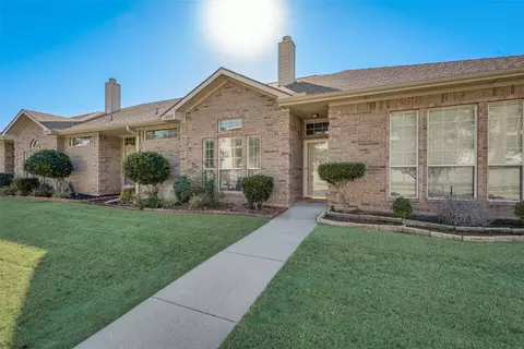 1402 Poinsettia Blvd, Denton, TX 76208