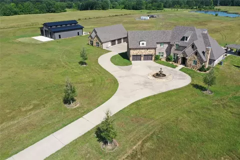 2296 Fm 10, Carthage, TX 75633