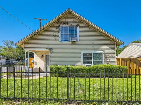 1025 S Waverly Dr, Dallas, TX 75208