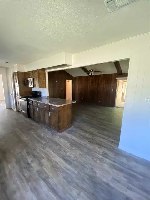 1895 E Jackson St, Paris, TX 75460 photo 5