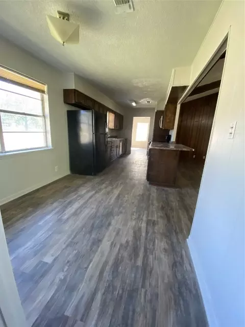 1895 E Jackson St, Paris, TX 75460 photo 14