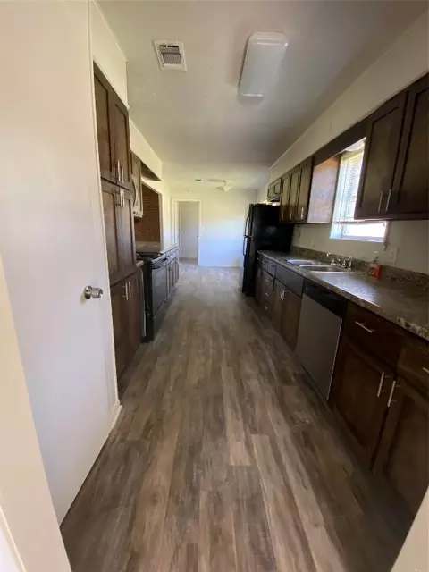 1895 E Jackson St, Paris, TX 75460 photo 13