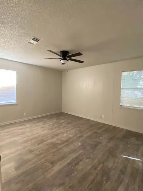 1895 E Jackson St, Paris, TX 75460 photo 20