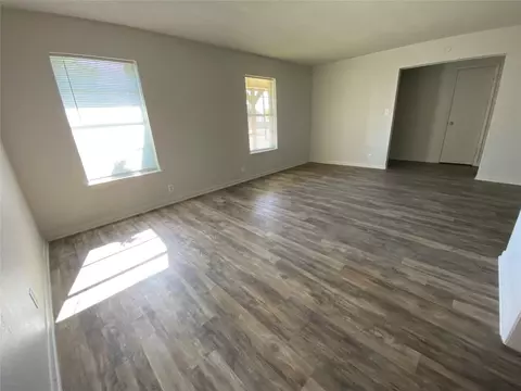 1895 E Jackson St, Paris, TX 75460 photo 10