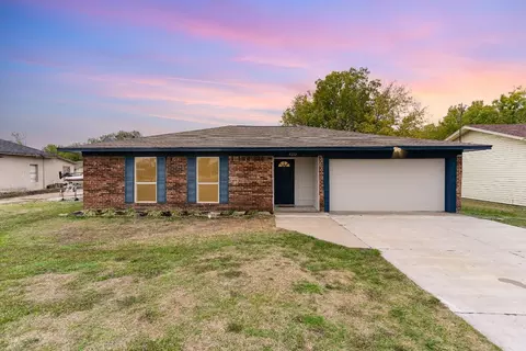 4222 Main St, Rowlett, TX 75088
