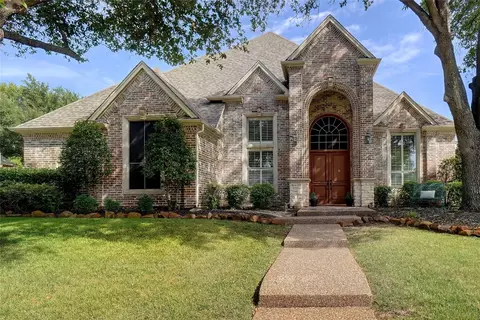 1111 Calais Dr, Southlake, TX 76092