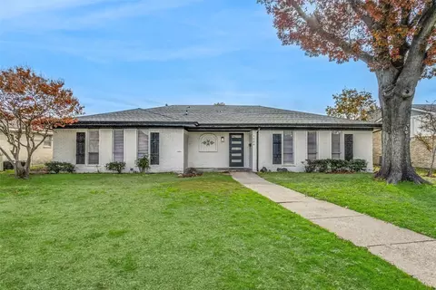 7004 Kiva Ln, Dallas, TX 75227