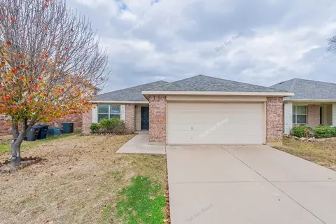 2117 Laughlin Rd, Fort Worth, TX 76177