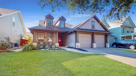 827 George St, Lantana, TX 76226