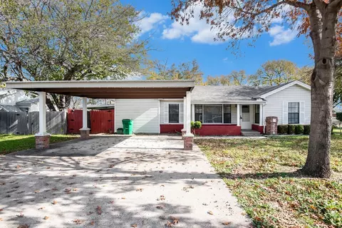 3708 Cheryl St, Haltom City, TX 76117
