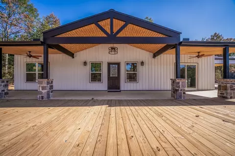 1754 Cr 2120, Pittsburg, TX 75686