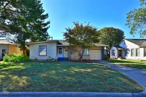 717 E North 11th St, Abilene, TX 79601