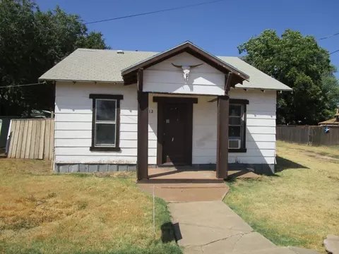 1212 Richards St, Paducah, TX 79248
