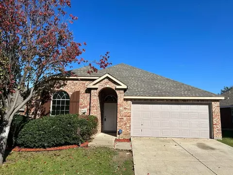 8232 Olympia Dr, Mckinney, TX 75072