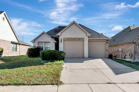 7236 Silver City Dr, Fort Worth, TX 76179