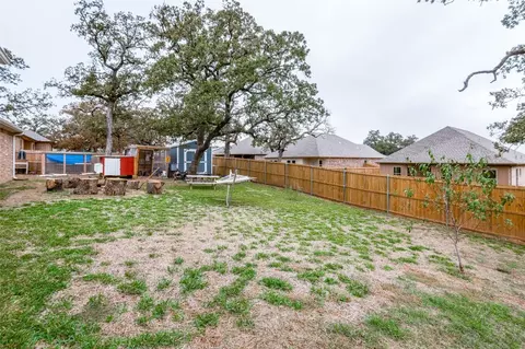 925 E 3rd St, Springtown, TX 76082 photo 24