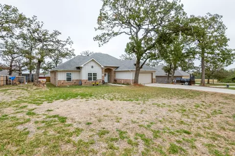 925 E 3rd St, Springtown, TX 76082 photo 22