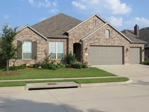 2605 Stallion Trl, Aubrey, TX 76227