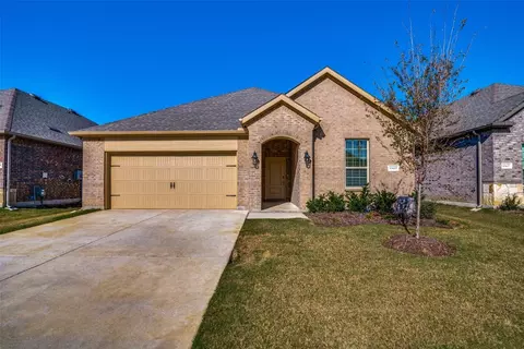 10423 Fountain Gate St, Aubrey, TX 76227