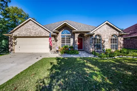 2612 Coffey Dr, Denton, TX 76207