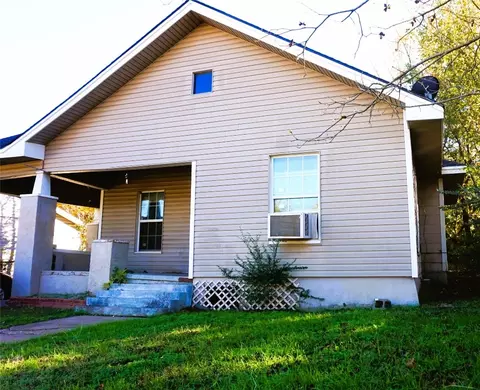 1008 W Morgan St, Denison, TX 75020