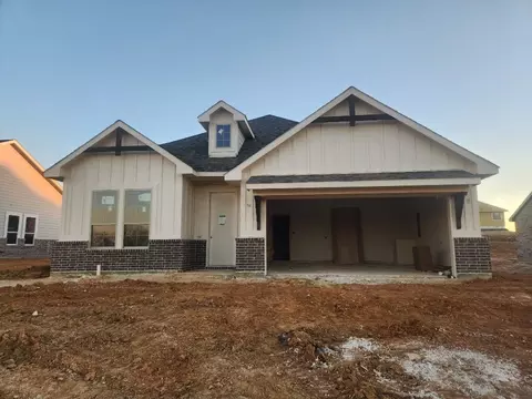 1424 Cedar Trl, Azle, TX 76020