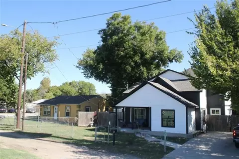 1130 Singleton, Irving, TX 75060 photo 2