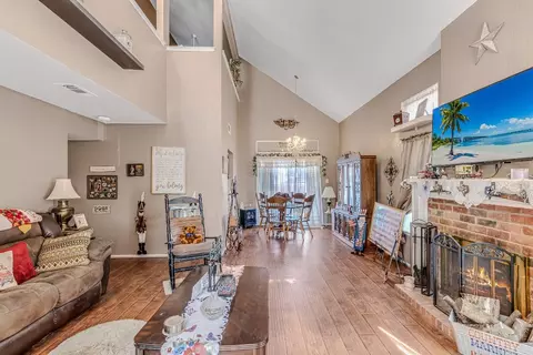 5700 Stone Meadow Ln, Fort Worth, TX 76179