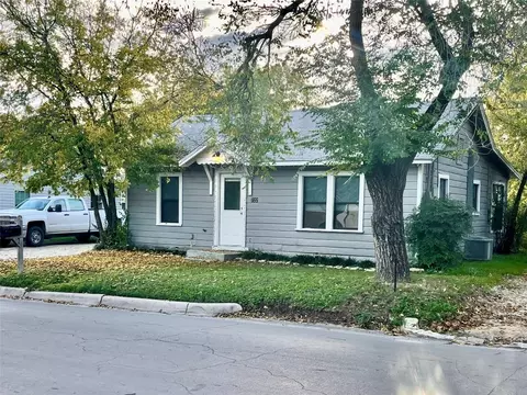 722 W Frey St, Stephenville, TX 76401