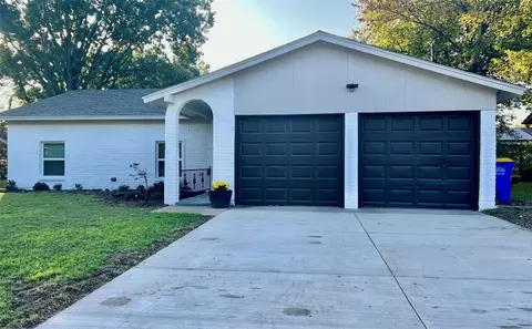 6613 Emily Dr, Watauga, TX 76148