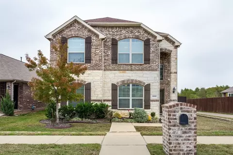 5800 Bindweed St, Fort Worth, TX 76123
