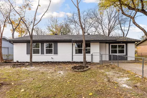 1329 E Park Dr, Mesquite, TX 75149