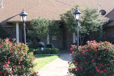 4130 Jewel Ct, Granbury, TX 76048