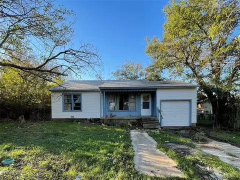 5737 Waddell St, Sansom Park, TX 76114