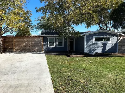 104 Derby Ln, Mesquite, TX 75149