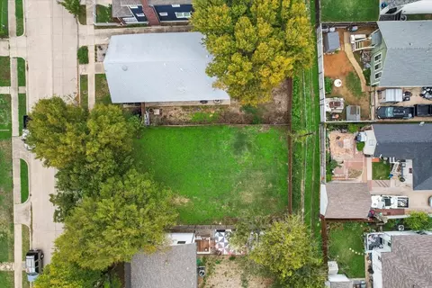 1907 S Adams St, Fort Worth, TX 76110